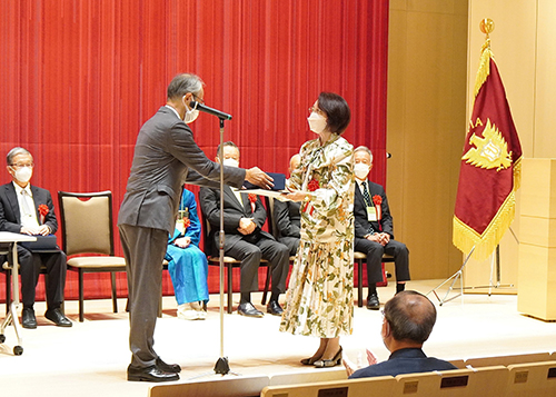 ソフィアンズ顕彰表彰式－鳥飼玖美子さん