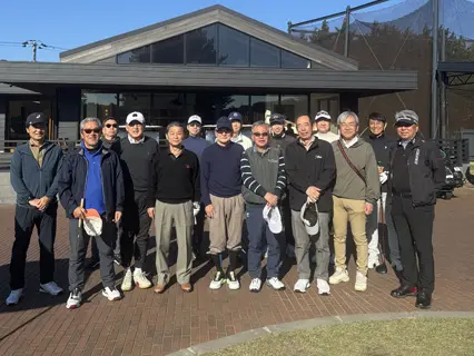 経済学部同窓会（経鷲会）主催
ゴルフコンペ開催報告